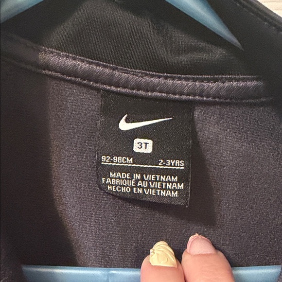 Nike Black Tracksuit with Neon Green Accents - Picture 2 of 4